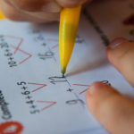 Il y a un autiste dans ma classe ! 10 astuces pour les enseignants