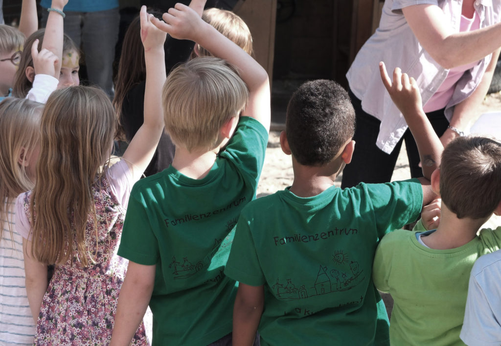 Réussir à faire un jeu de grand groupe avec un enfant autiste